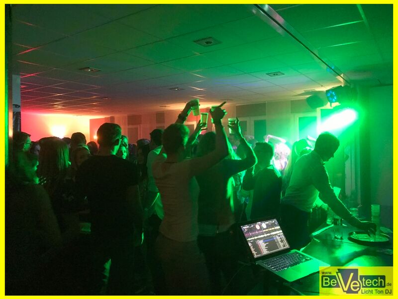 2018-03-31_Dicke_Eier_Party_Fortunaheim_Freudenberg_08.JPG