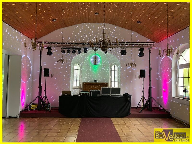 2019-05-03_Hochzeit_Kapelle_Dorint_Hotel_Siegen-Geisweid_15.JPG