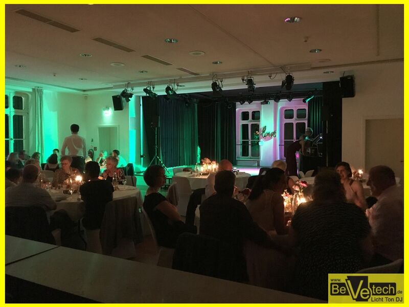 2017-06-24_Hochzeit_in_der_Weissen_Villa_in_Kreuztal_06.JPG