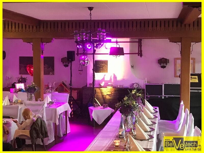 2017-07-01_Hochzeit_im_Hotel_Restaurant_Ponyhof_Knotte_in_Wiehl_08.JPG