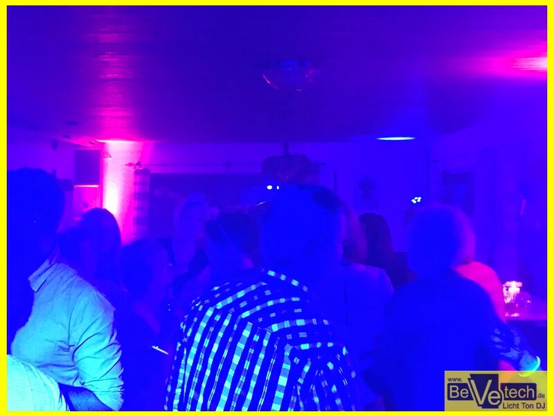 2017-11-04_50.Geburtstag_in_der_SGV-Huette_in_Kreuztal_Ferndorf_10.JPG