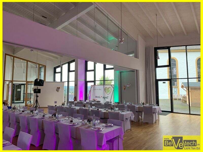 2021-09-24_Hochzeit_Gemeindezentrum_Rödgen_Wilnsdorf_02.JPG