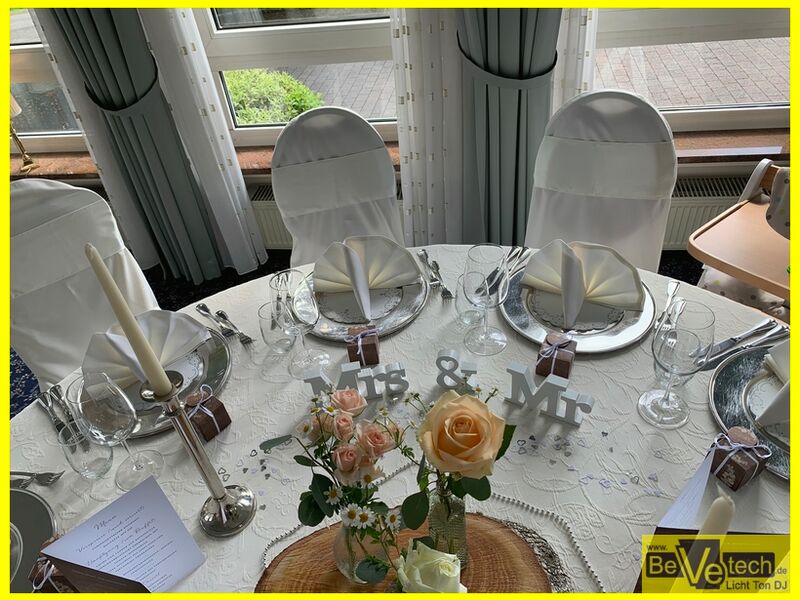 2022-05-21_Hochzeit_Landhaus Wacker_Wenden_004.JPEG