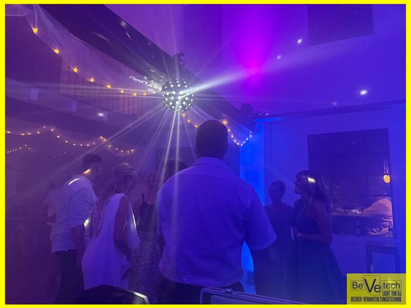 2026-06-27_Hochzeit_Alte_Klempnerei_Siegen_016.JPG