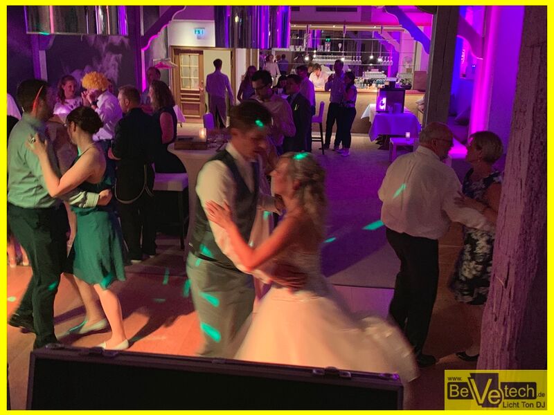 2019-07-06_Hochzeit_Romantikhotel_Platte_Repetal_Attendorn_08.JPG