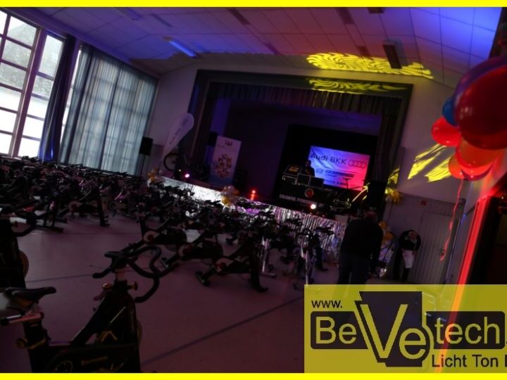 Indoor_Cycling_Salchendorf05.jpg