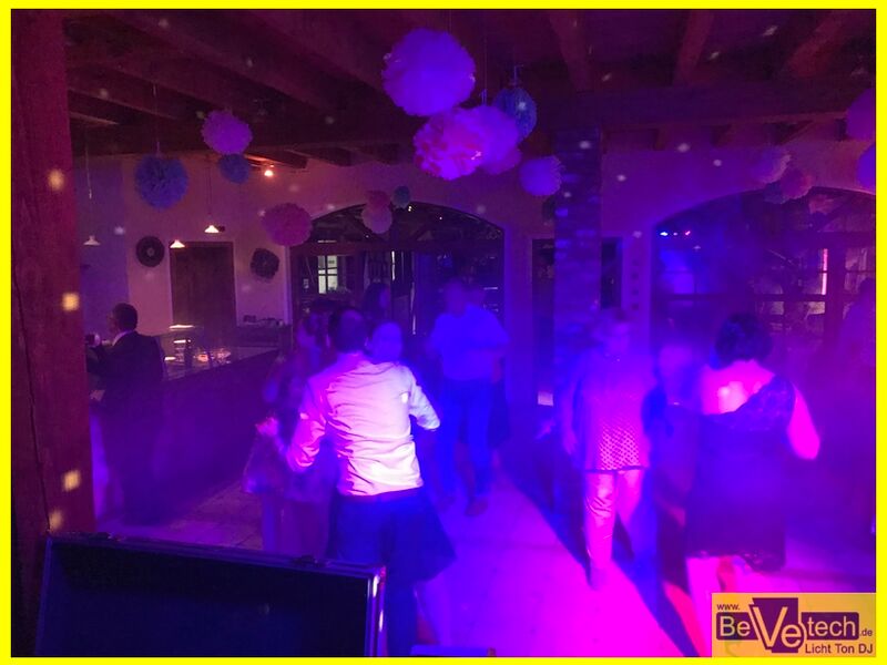 2018-06-02_Hochzeit_Berghof_Betzdorf_Dauersberg_09.JPG
