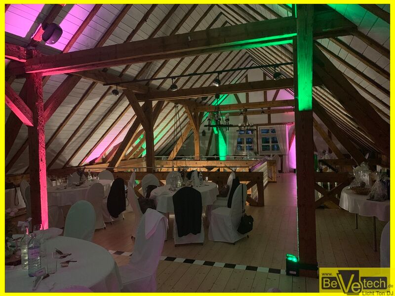 2019-06-29_Hochzeit_Remise_Wasserburg-Hainchen_Netphen_11.JPG