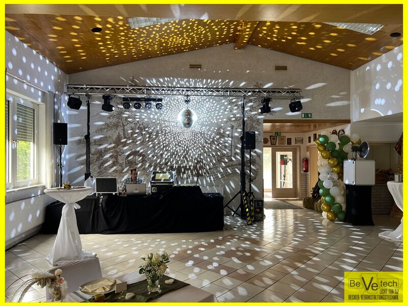 2024-06-22_Hochzeit_Sängerhalle_Oberheuslingen_Freudenberg_002.JPG