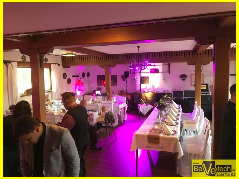 2017-07-01_Hochzeit_im_Hotel_Restaurant_Ponyhof_Knotte_in_Wiehl_07.JPG