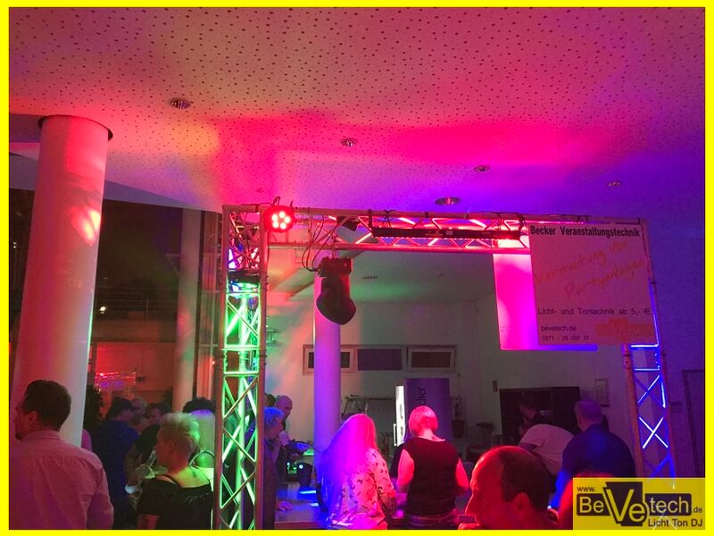 2017-09-30_Ue30_Party_im_TZ_in_Geisweid03.JPG