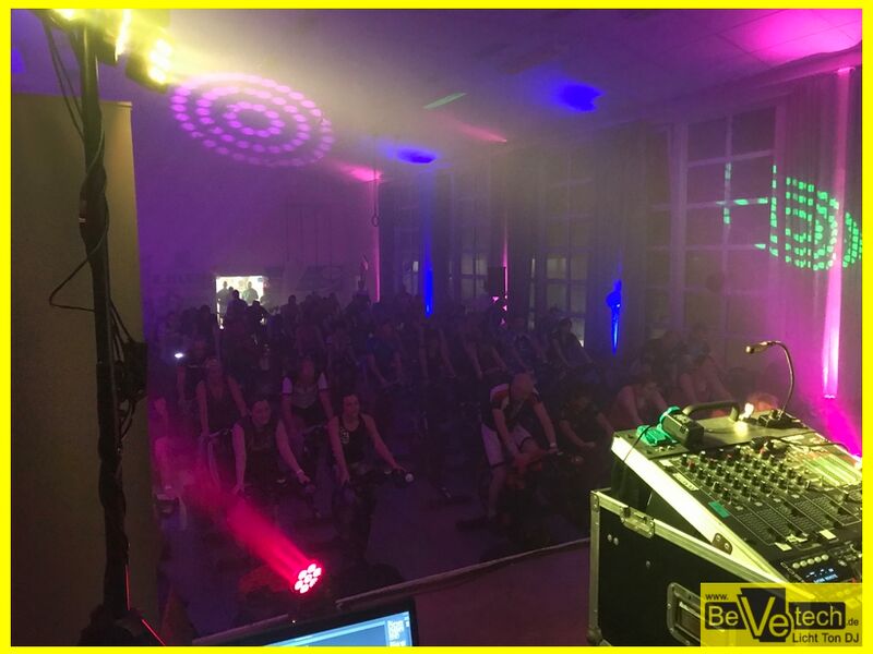 2018-03-23_24_Indoorcycling_Spendenmarathon_Mehrzweckhalle_Salchendorf_11.JPG