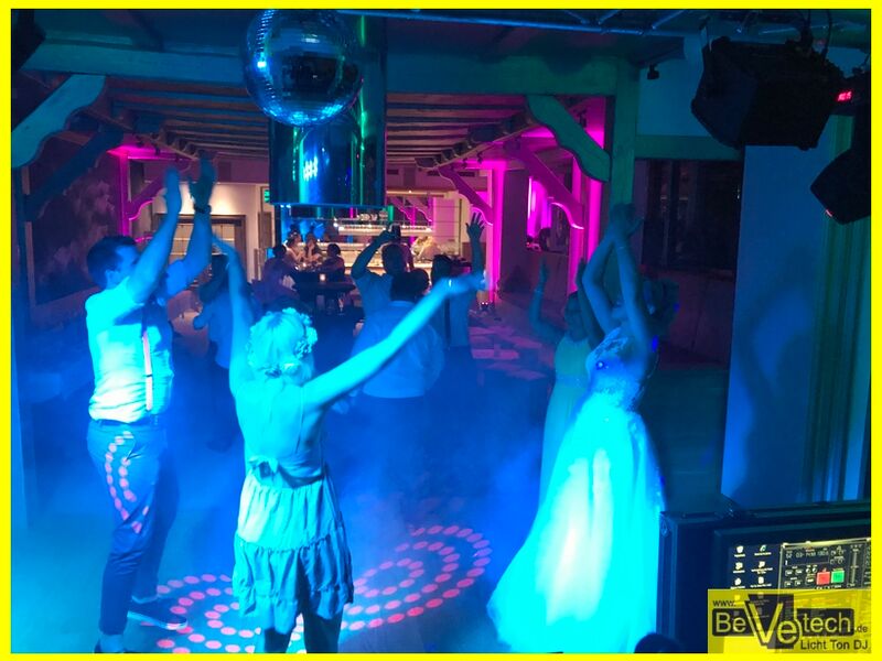 2018-07-28_Hochzeit_Romantikhotel_Platte11.JPG