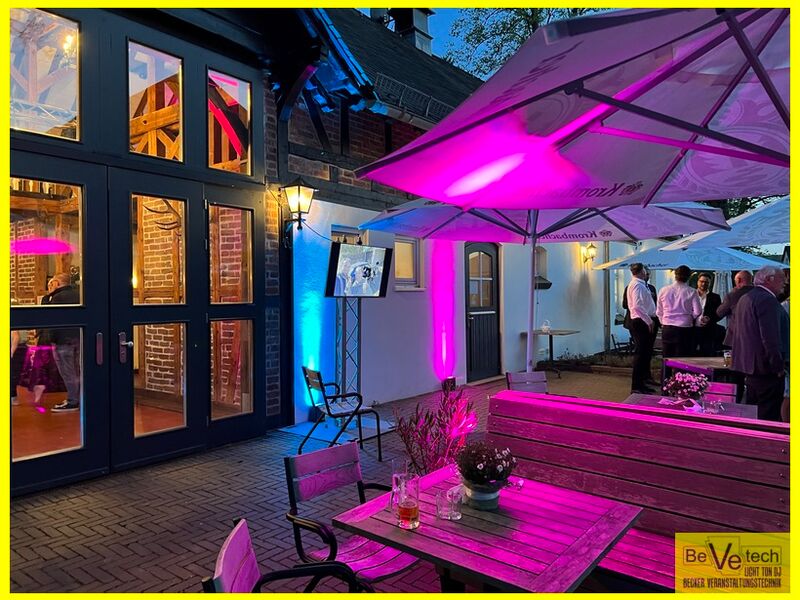2023-05-17_Hochzeit_Remise_Hainchen_Netphen__002.jpg