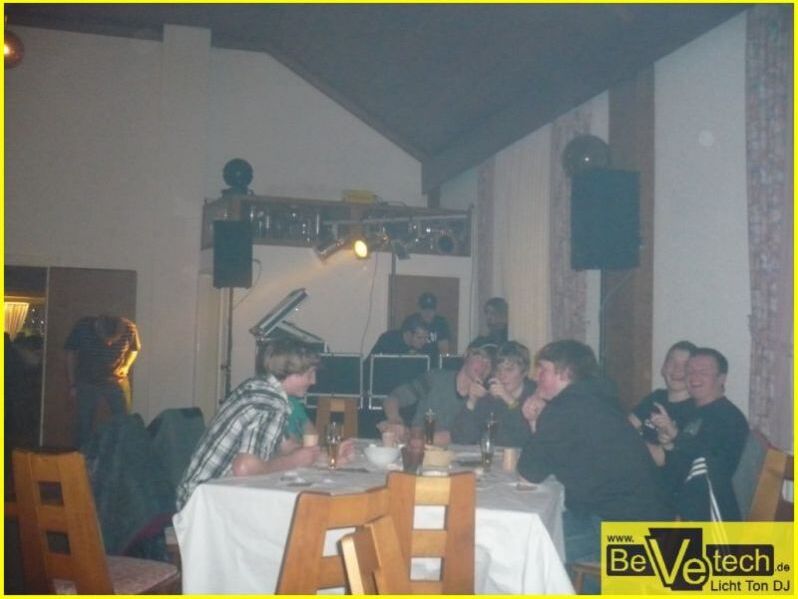 After-Oster-Feuer-Party_am_04.04.2010_im_Gasthof_Johannland_in_Salchendorf_1.jpg