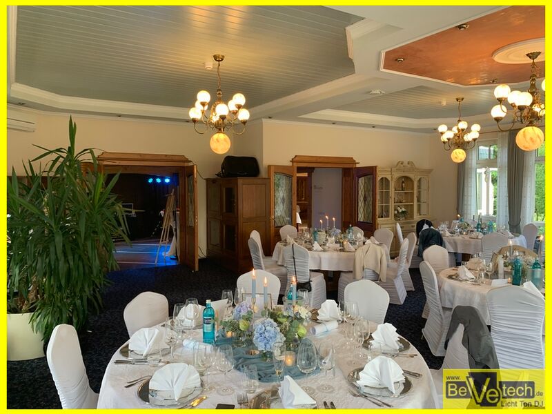 10.07.2021_Hochzeit_Landhotel_Wacker_Wenden_05.JPG