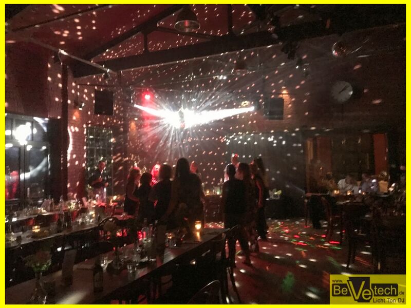 2018-06-30_Hochzeit_im_Cafe_Basico_im_Lokschuppen_in_Keuztal_10.JPG