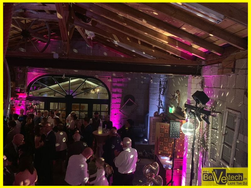 2019-10-31_Hochzeit_Anteks Scheune_Olpe_Sondern_07.JPG