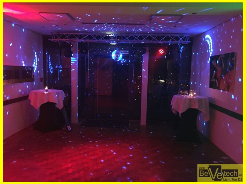Hochzeit_am_11.07.15_im_Berghotel_Johanneshoehe_in_Siegen07.JPG