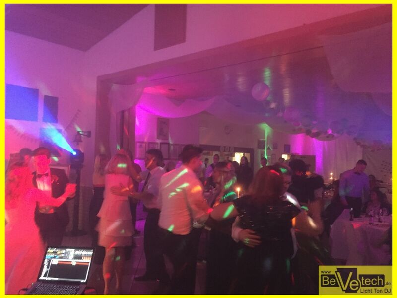 2017-06-17_Hochzeit_Saengerheim_Oberheuslingen_Freudenberg_005.JPG