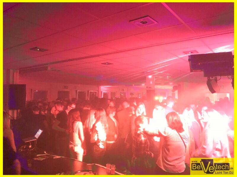 2018-03-31_Dicke_Eier_Party_Fortunaheim_Freudenberg_13.JPG