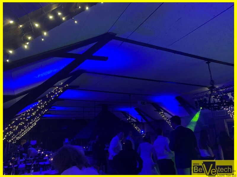 2019_06_08_Hochzeit_im_Fuchsloch_auf_Gut_Voswinckel_Halver_12.JPG
