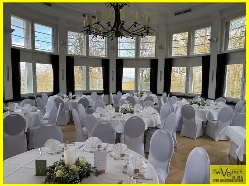 2026-04-11_Hochzeit_Hohe Bracht_Lennestadt_004.jpg