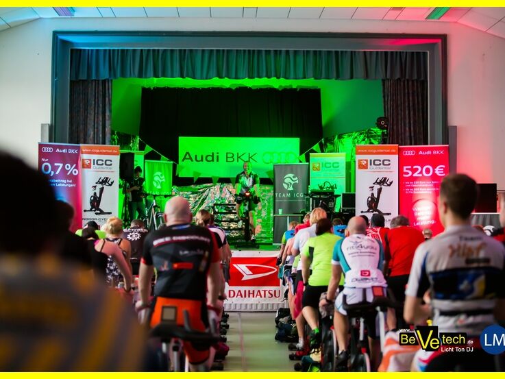 Indoorcycling_Spendenmarathon_am 19._und_20.02.2016_in_der_Mehrzweckhalle-in_Salchendorf_11.jpg