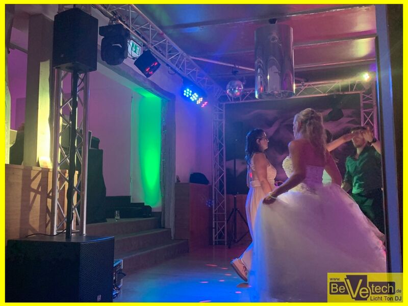 2019-07-06_Hochzeit_Romantikhotel_Platte_Repetal_Attendorn_20.JPG