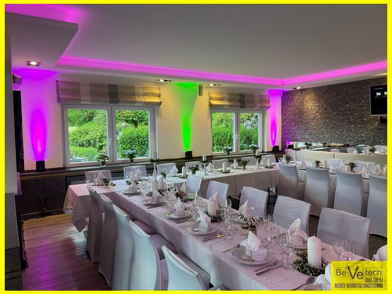 2023-06-16_Hochzeit_Golfclub_Siegen-Olpe_Wenden_002.jpg