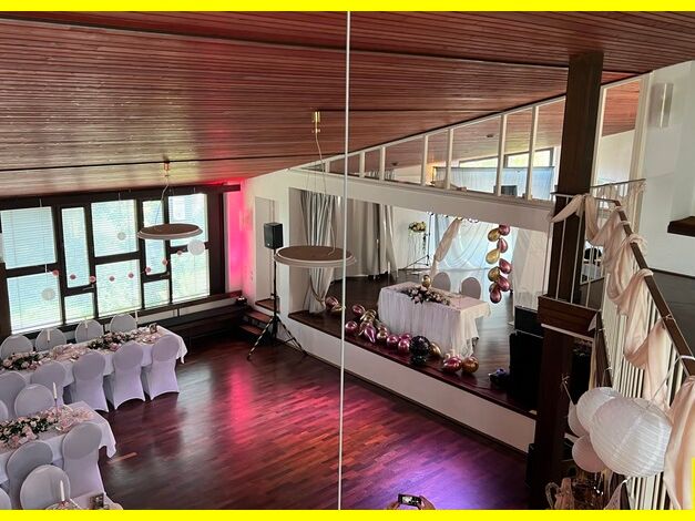 2023-09-02_Hochzeit_Dorfgemeinschaftshaus_Langenholdinghausen_Siegen_005.JPEG
