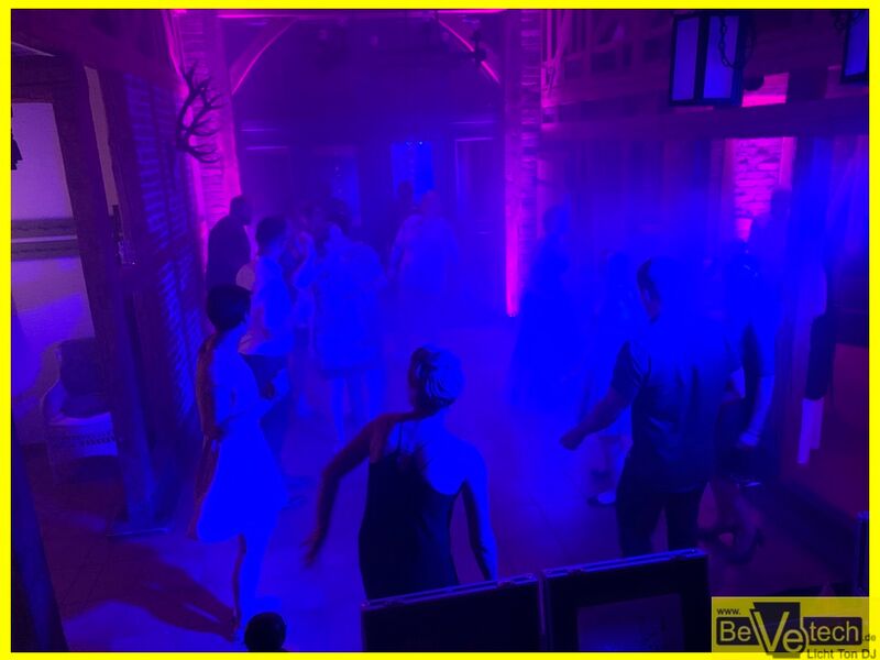 2019-06-29_Hochzeit_Remise_Wasserburg-Hainchen_Netphen_17.JPG