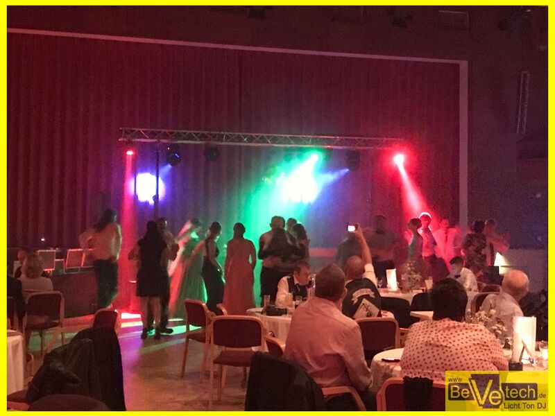 2017-09-02_Hochzeit_in_der_Stadthalle_in_Betzdorf_002.JPG
