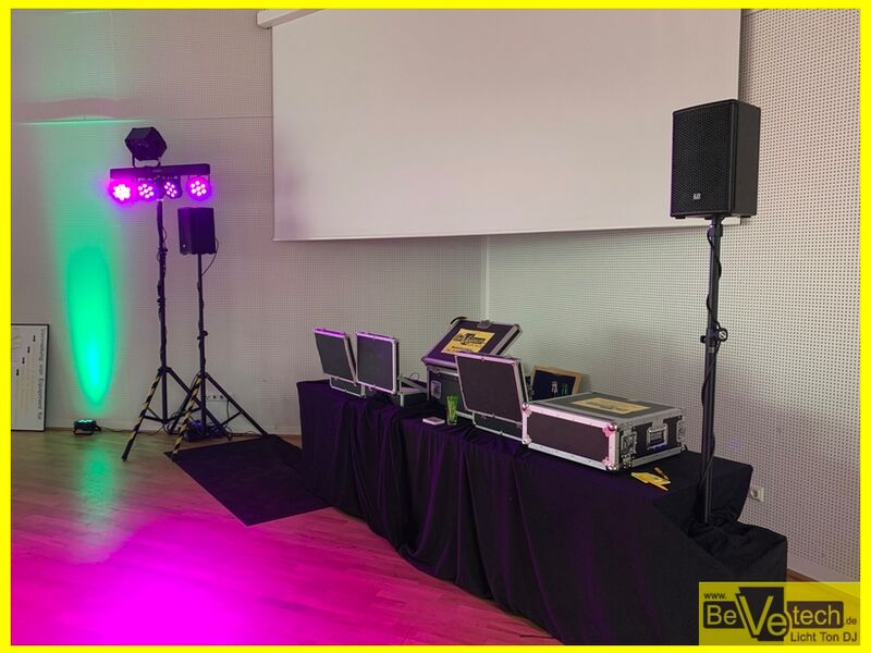 2021-09-24_Hochzeit_Gemeindezentrum_Rödgen_Wilnsdorf_01.JPG