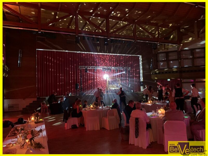 2022-07-09_Hochzeit_Stadthalle_Betzdorf_004.jpg