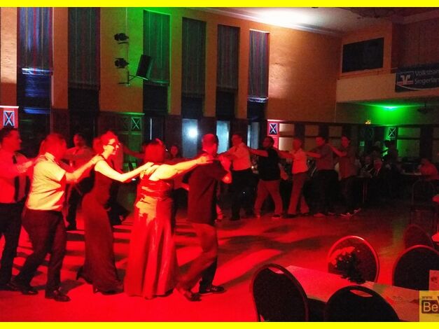 2016-08-13_Schuetzenfest_in_der_Weisstalhalle_in_Siegen01.jpg