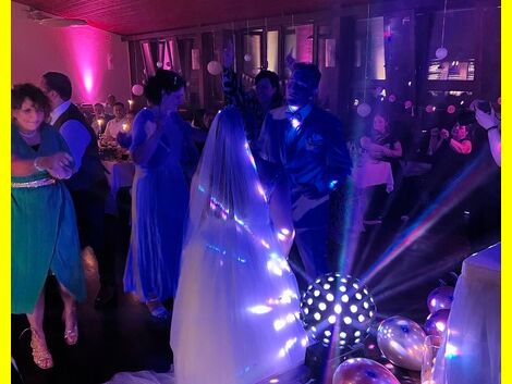 2023-09-02_Hochzeit_Dorfgemeinschaftshaus_Langenholdinghausen_Siegen_010.JPEG