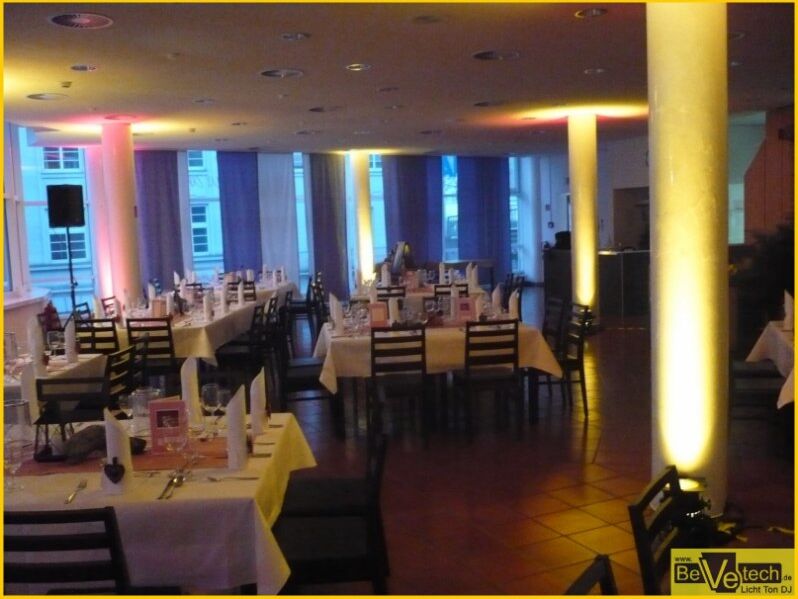 100.Geburtstag_am_03.03.2012_im_DAA_Restaurant_Siegen_004.jpg