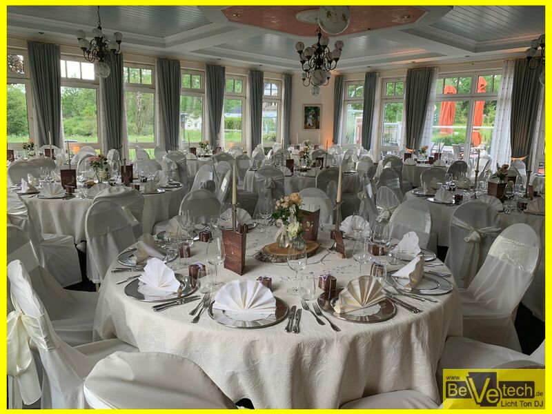 2022-05-21_Hochzeit_Landhaus Wacker_Wenden_002.JPEG