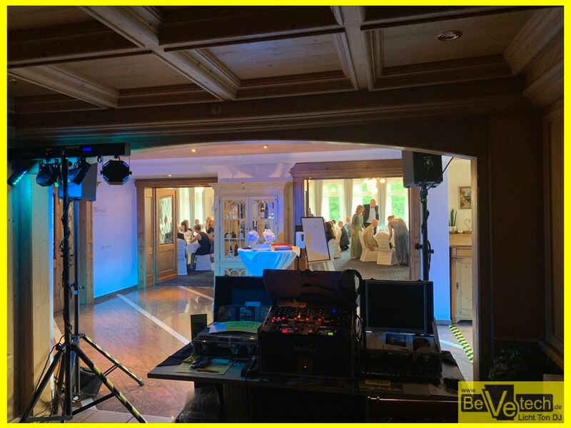 10.07.2021_Hochzeit_Landhotel_Wacker_Wenden_01.JPG
