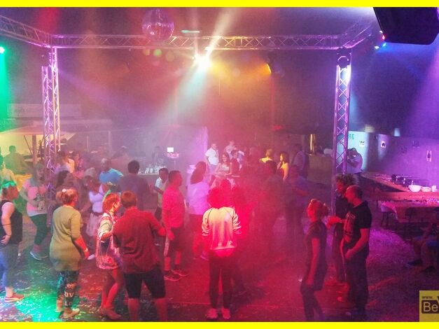 10.09.2016_90er_Party_in_Dresden 08.jpg