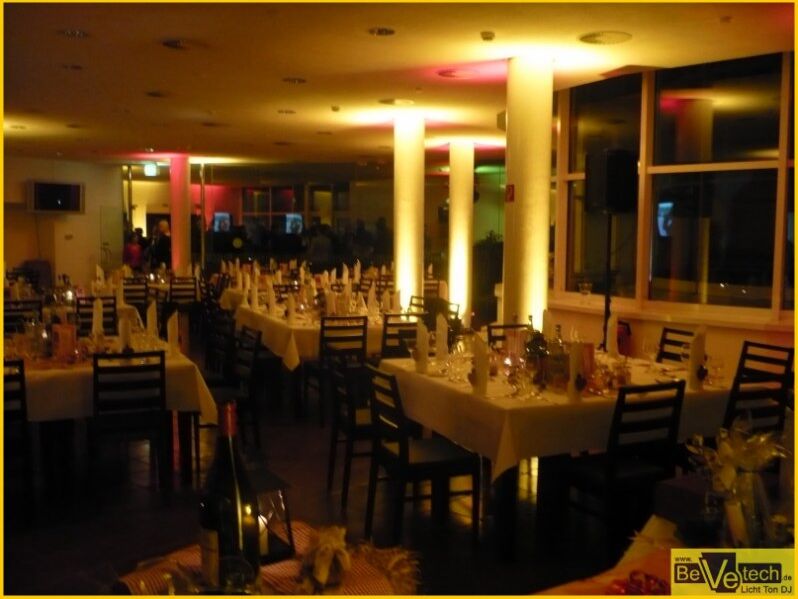 100.Geburtstag_am_03.03.2012_im_DAA_Restaurant_Siegen_012.jpg