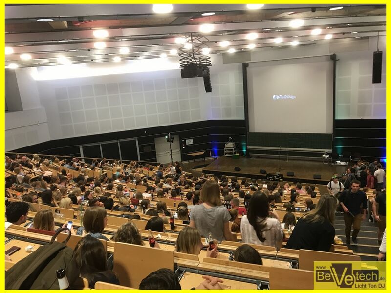 2017-05-16_5._Hoersaal_Slam_im_Audimax_am_Haardter_Berg_an_der_Uni_in_Siegen_01.JPG