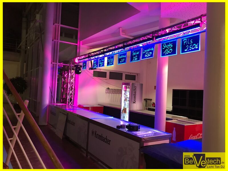 2018-03-03_Ue30_Party_im_TZ_Siegen-Geisweid_02.JPG