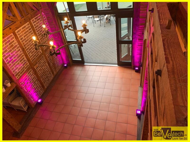 2020-09-05_Hochzeit_Remise Hainchen_Netphen_04.jpg